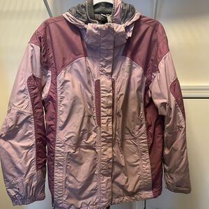 Authentic NorthFace Jacket/ windbreaker. Size girls XL